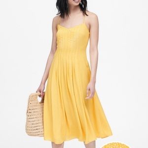 NWT Spring 2019 yellow dress from Banana Republic